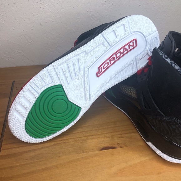 New Jordan Spazike BG black/varsity red‎ size 6Y - Picture 7 of 8